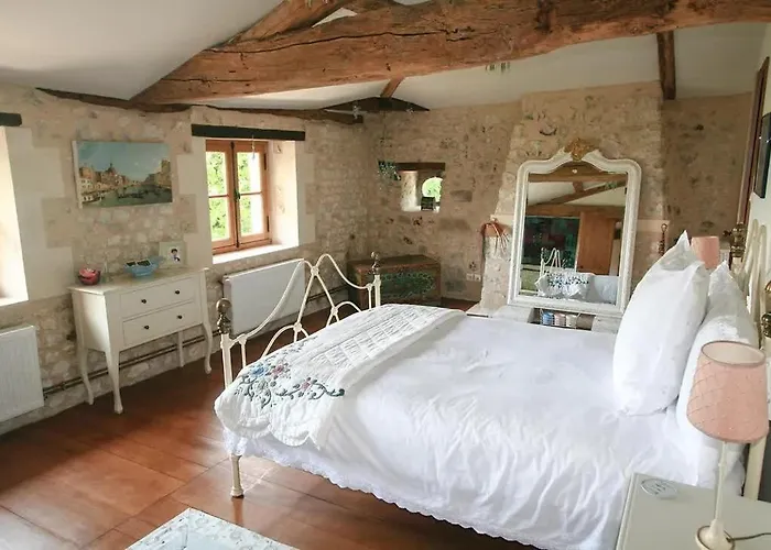 Casa de Férias Petite Maison - Domaine De La Vaure Chillac